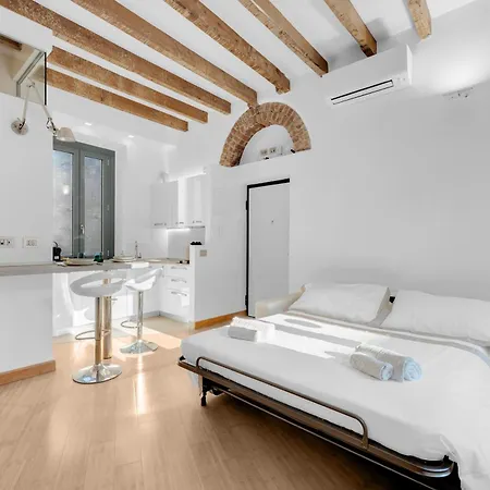 Navigli Modern In Design Area By Mastery 아파트