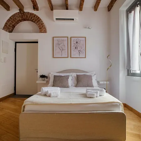 Апартаменты Navigli Modern In Design Area By Mastery Милан