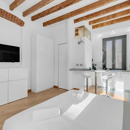 Lejlighed Navigli Modern In Design Area By Mastery Milano